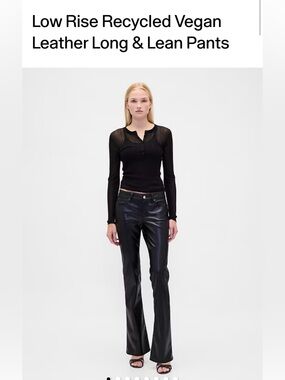 GAP Black Vegan Leather Mid-Rise Boot Cut Pants 26 / 2